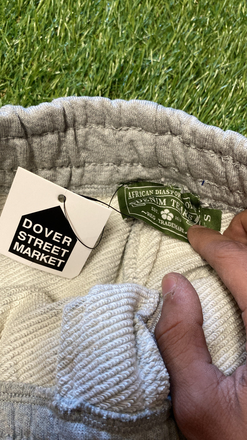 Big Gray Cotton Wreath Shorts