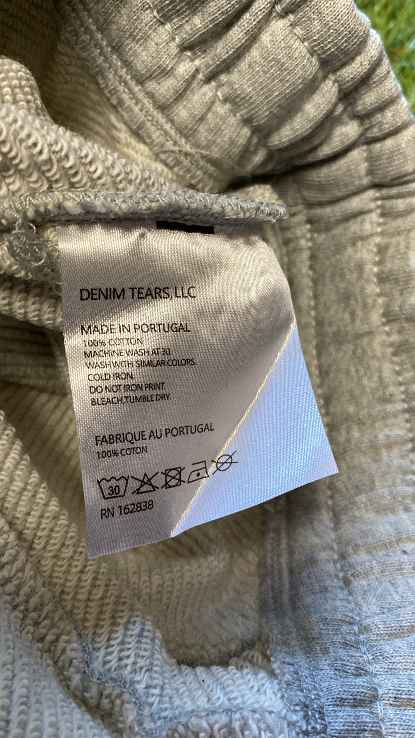 Big Gray Cotton Wreath Shorts