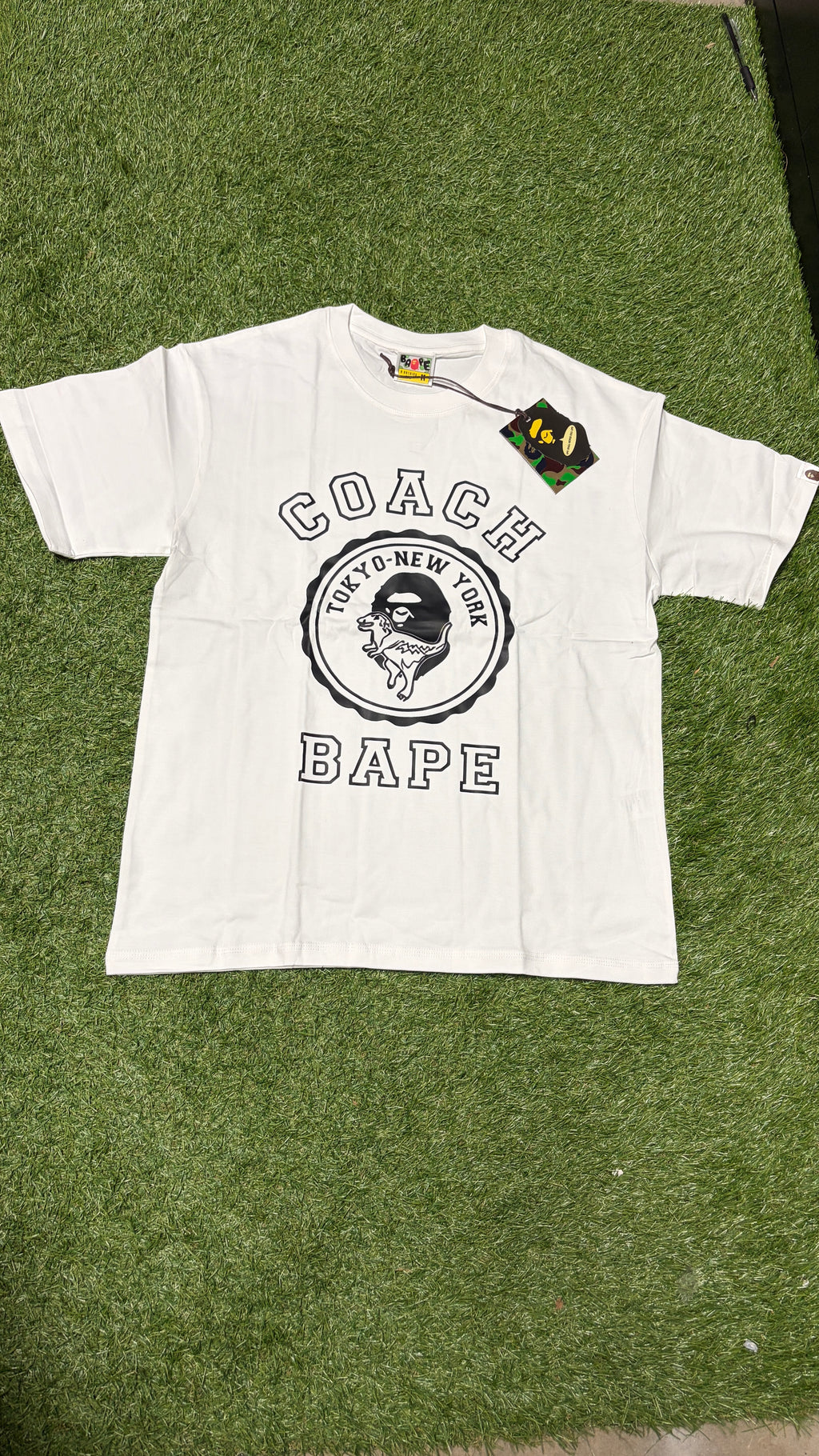 White Pattern Graphic T-Shirt