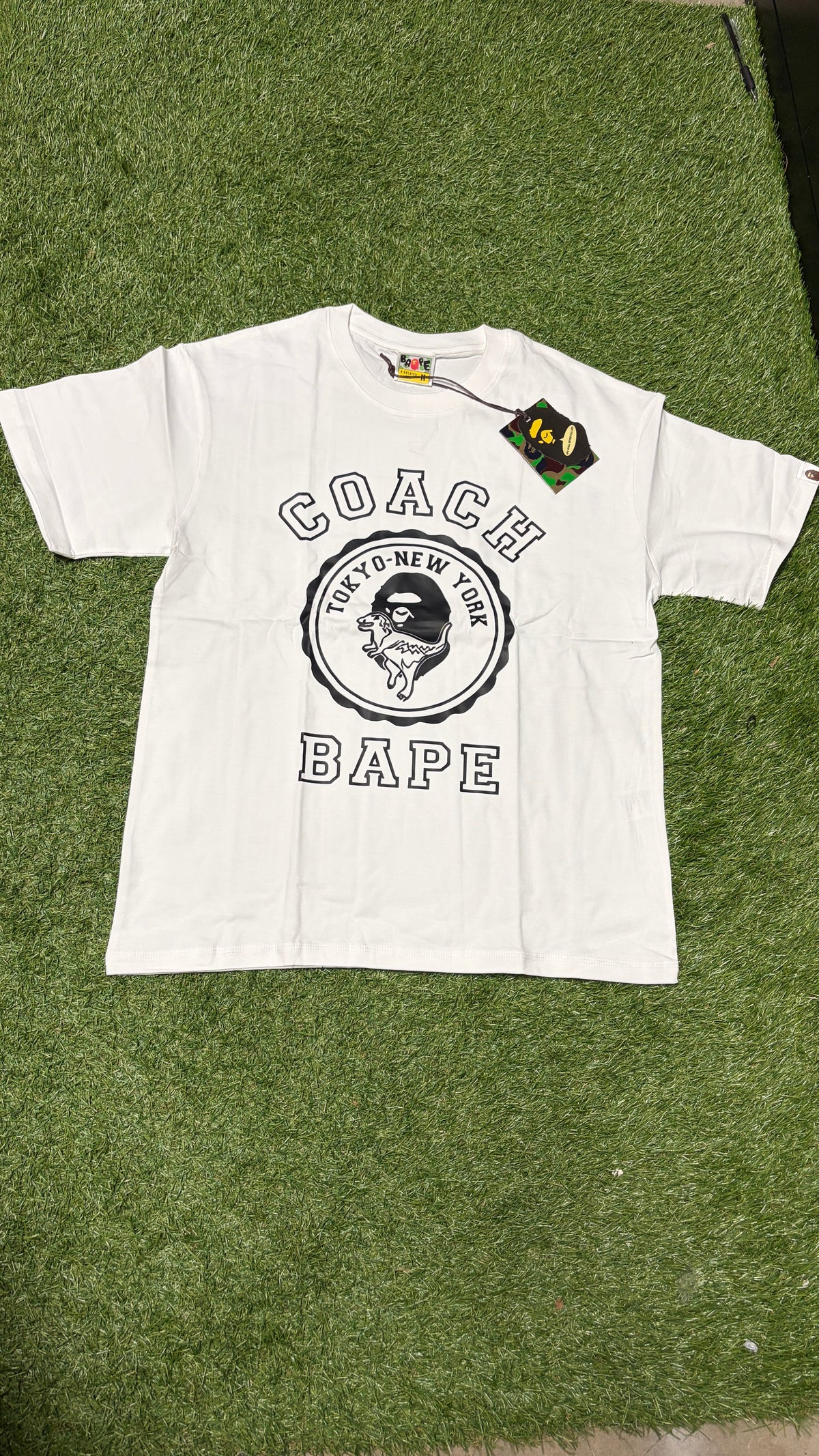 White Pattern Graphic T-Shirt