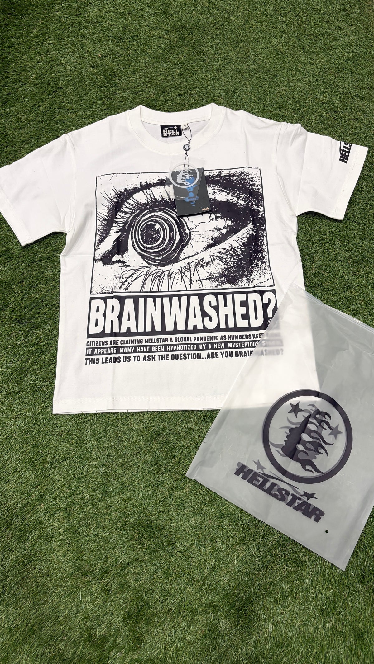 Brain Washed Graphic T-Shirt