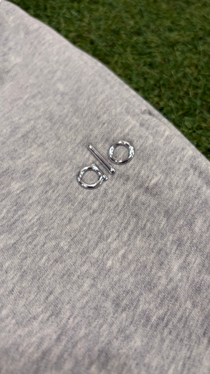 Heather Gray Alo straight-leg sweatpants - Metal leg logo