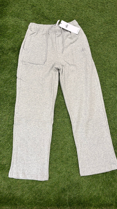 Heather Gray Alo straight-leg sweatpants - Full front