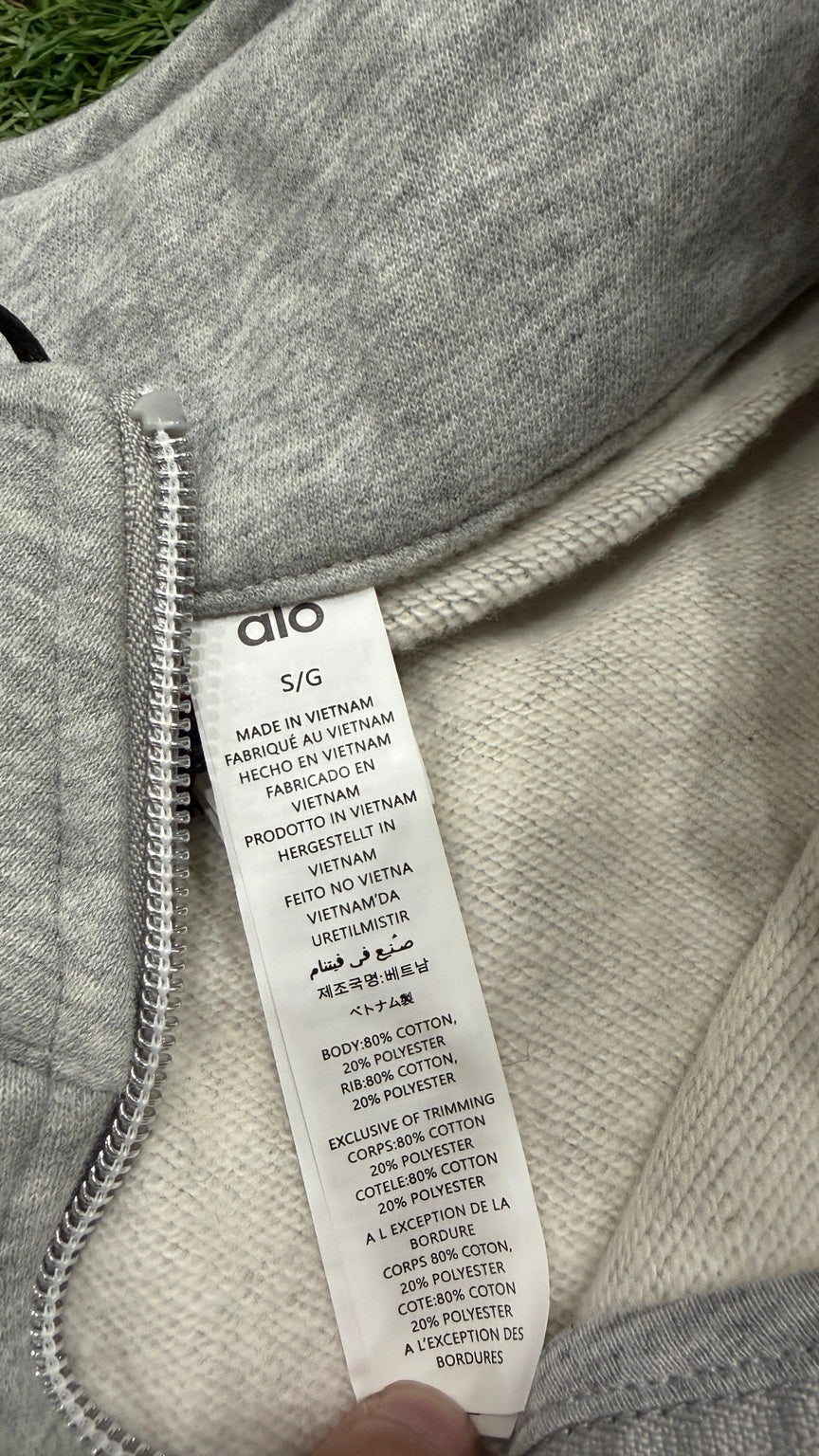 Heather Gray Alo quarter-zip pullover - Care and size label