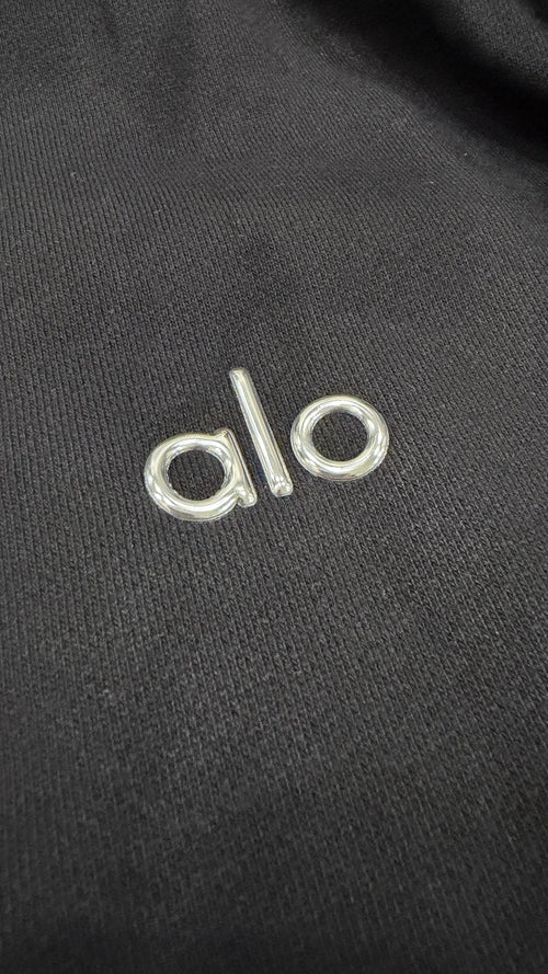 Black Alo quarter-zip pullover - Metal chest logo