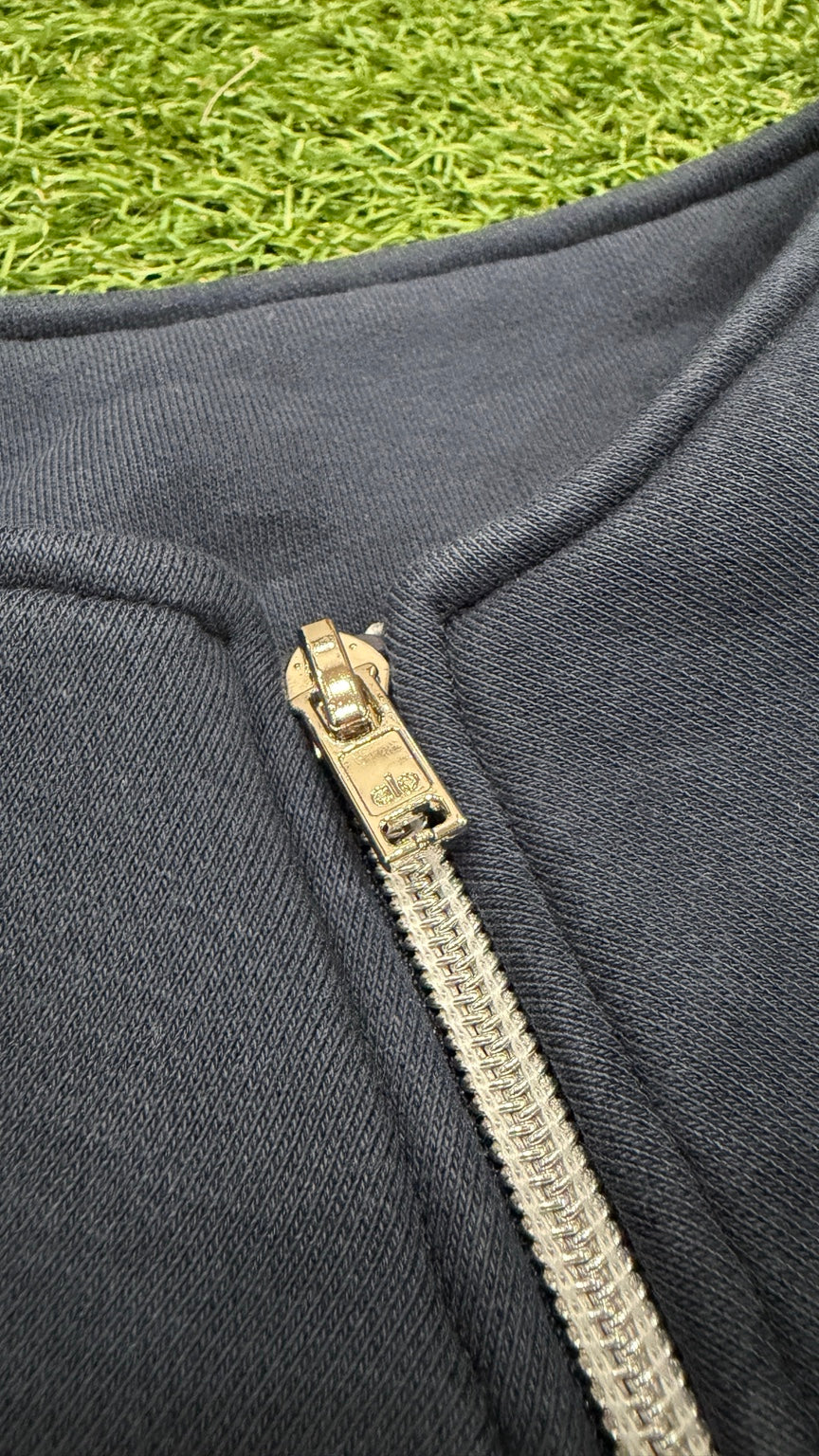 Navy Alo quarter-zip pullover - Gray silver zipper detail