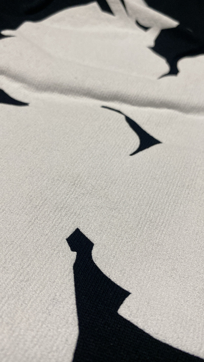 Big B&W Cotton Wreath Shorts