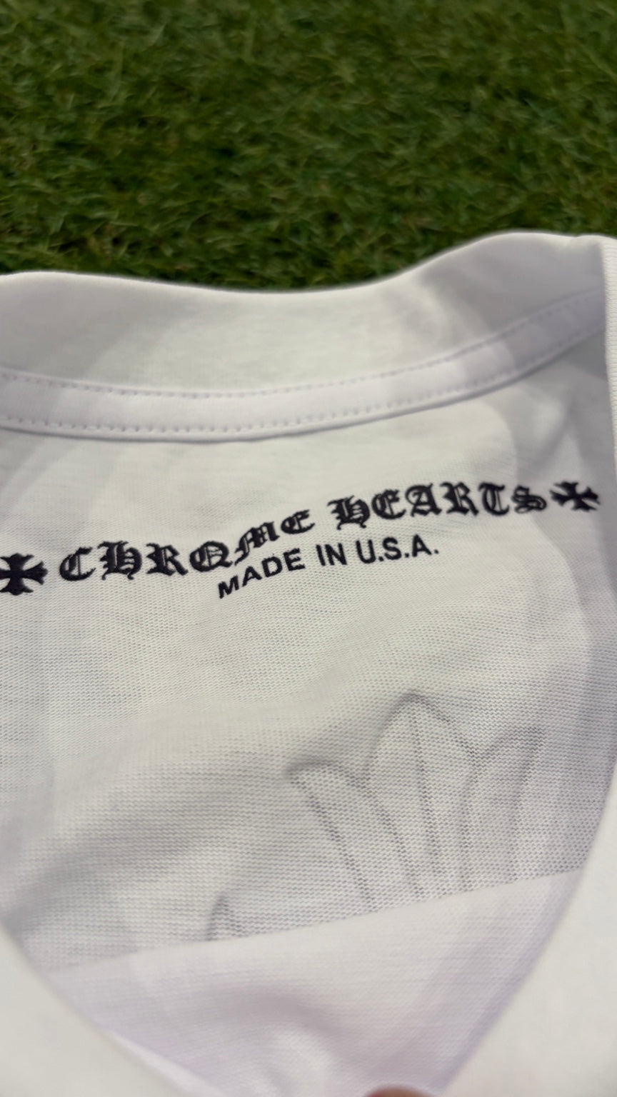 Printed logo inside collar